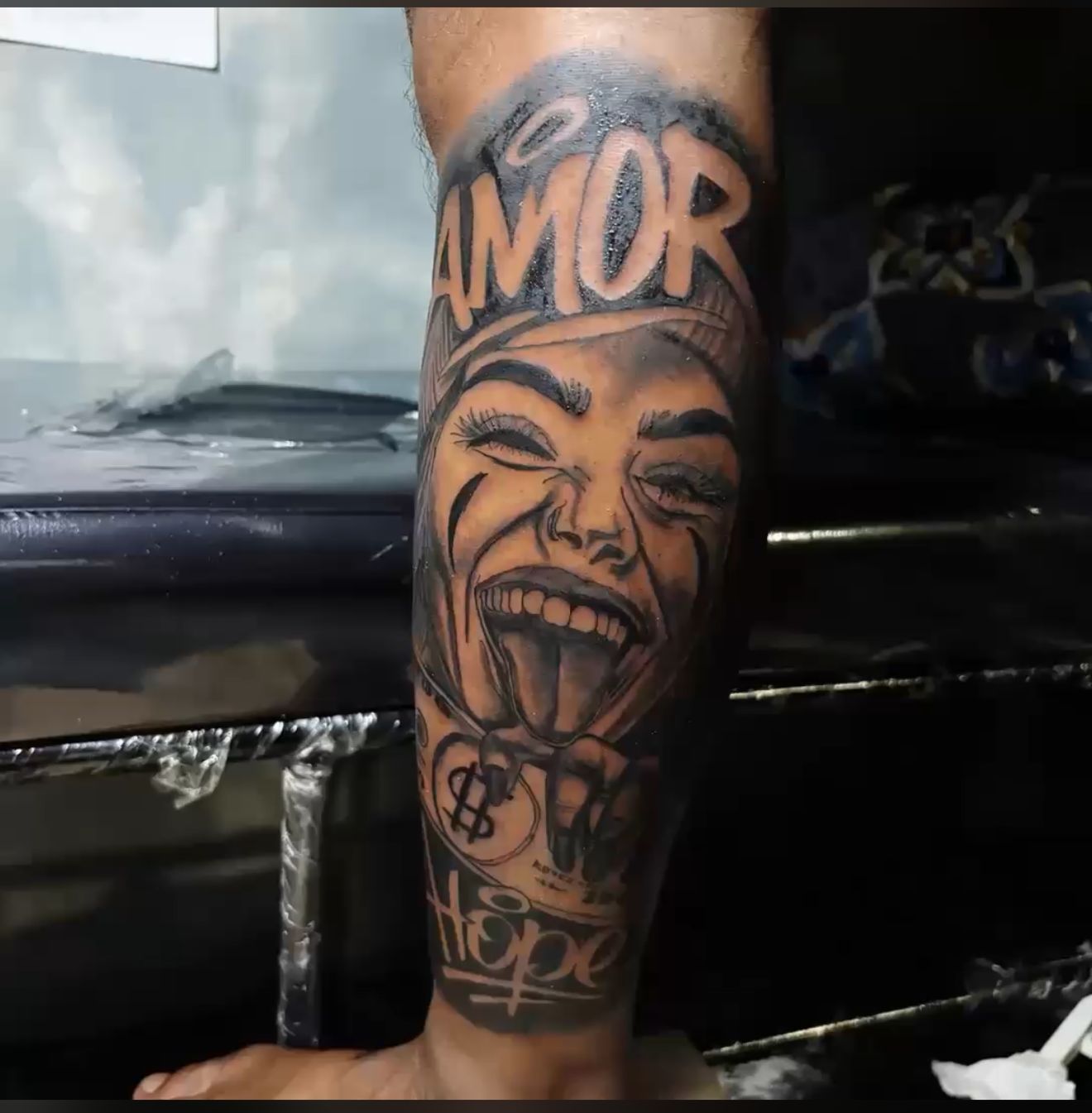 ItsMe Hookah & Tattoo